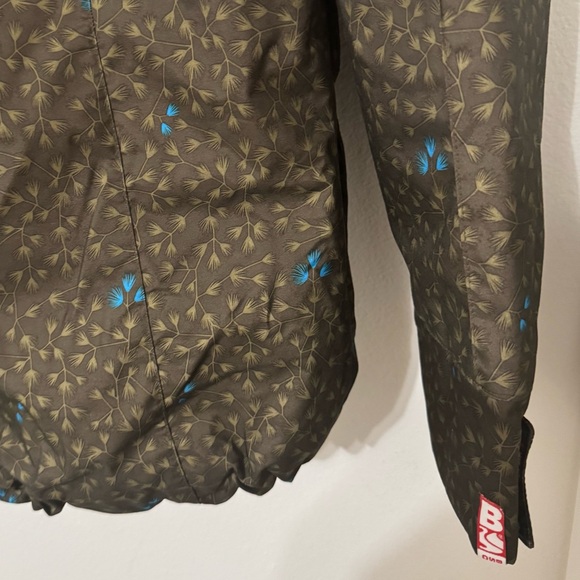 BONFIRE · GOLD SERIES BLUR OLIVE GREEN FLORAL SNOWBOARD JACKET - SMALL - Picture 5 of 5